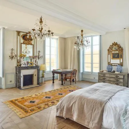 Château De La Rivière Villa *